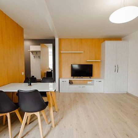 Very Stylish Apartament In Middle Of City. Kiszyniów Zewnętrze zdjęcie